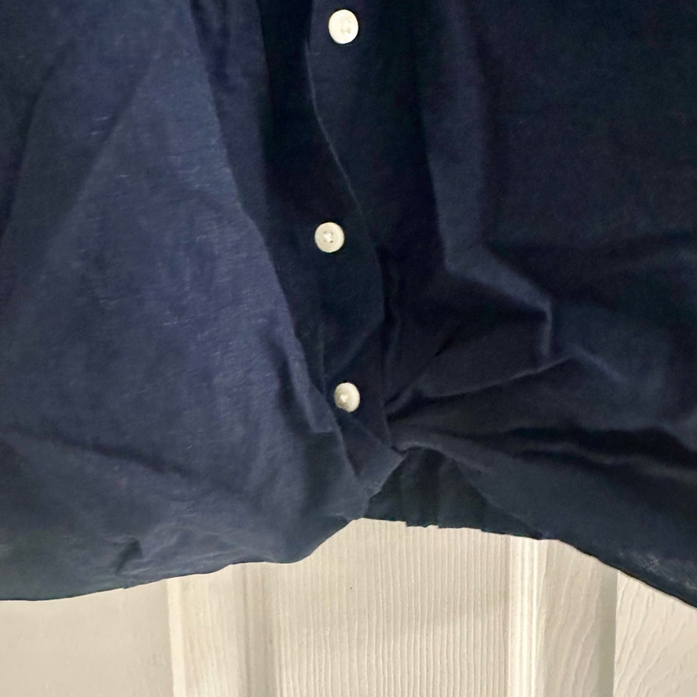 Old Navy Navy Sleeveless Button-Front Top | XS - Picture 5 of 5